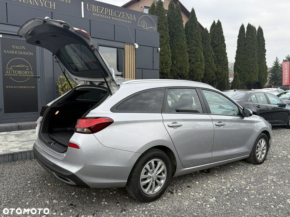 Hyundai i30 1.0 T-GDI Classic + - 33