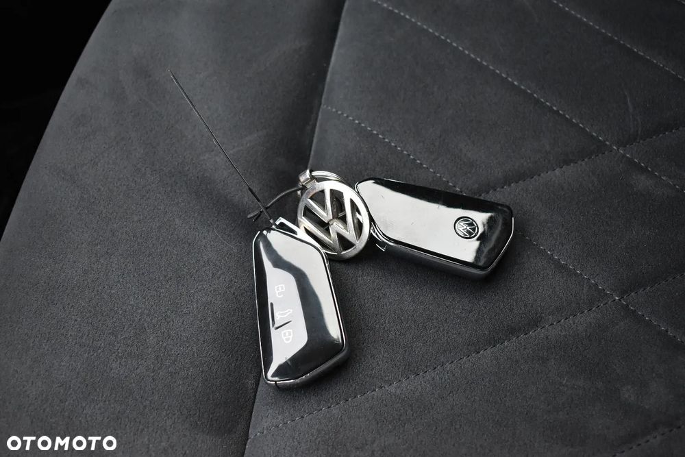 Volkswagen Golf 1.5 TSI EVO Style - 19