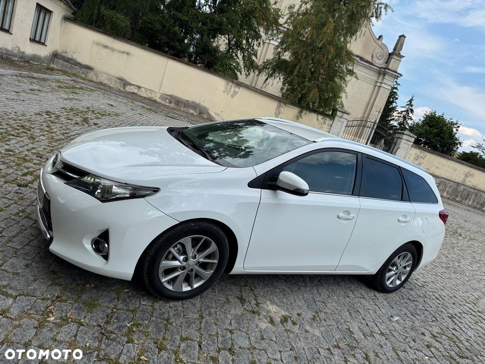 Toyota Auris 1.4 D-4D Comfort - 11