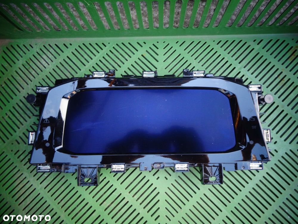 Licznik Volkswagen Golf R VIII 8 - 1