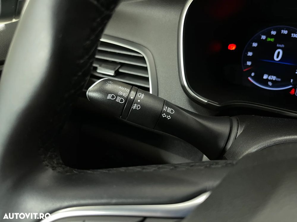 Renault Megane Blue dCi 116 EDC Intens - 23