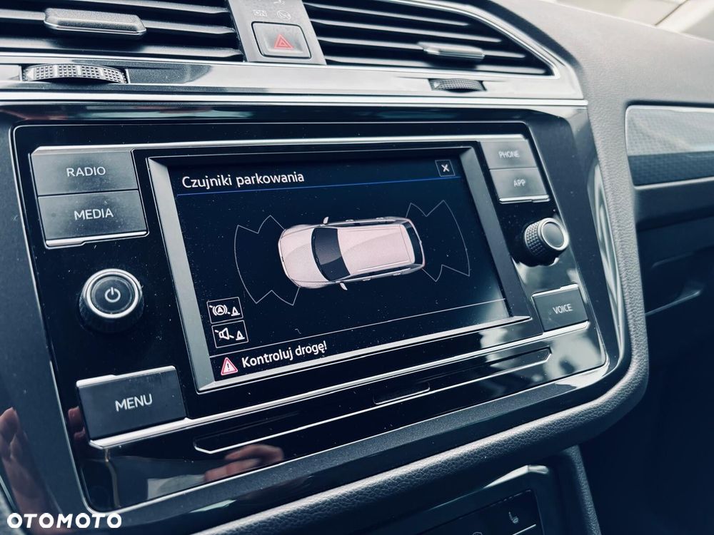 Volkswagen Tiguan 2.0 TSI 4Mot Life DSG - 32