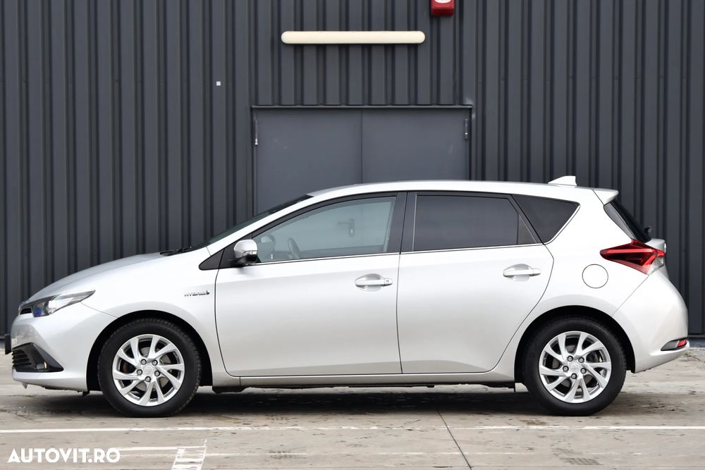 Toyota Auris 1.8 L VVT-i Hybrid Sol - 14