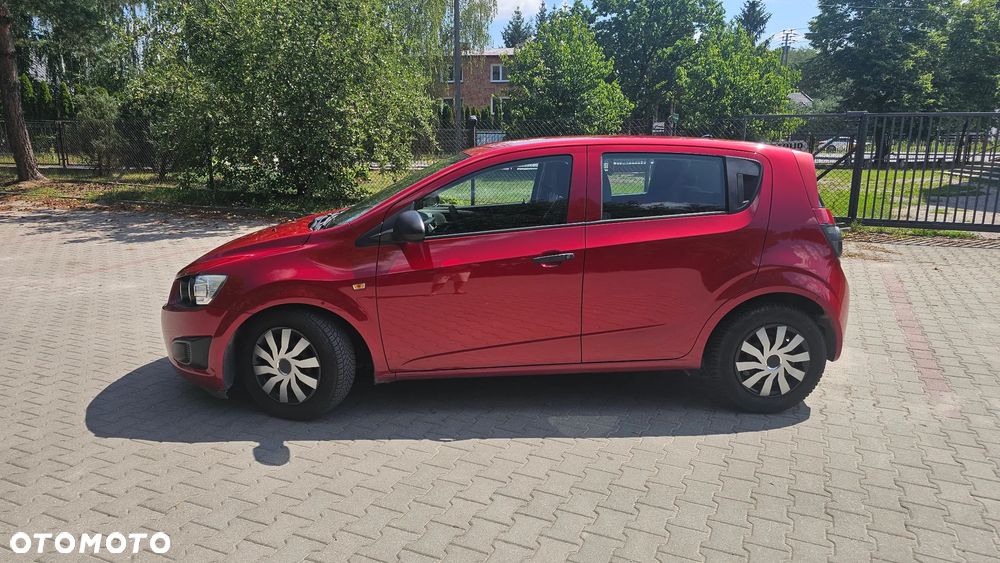Chevrolet Aveo 1.2 LS - 2