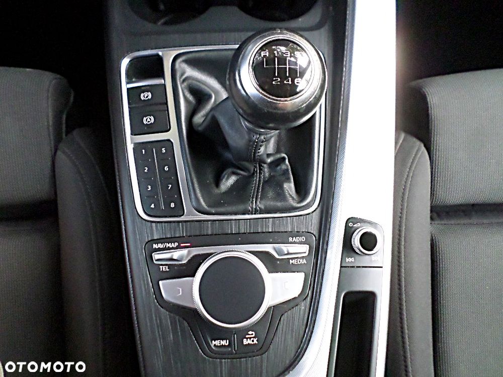 Audi A4 Avant 2.0 TDI clean diesel - 30