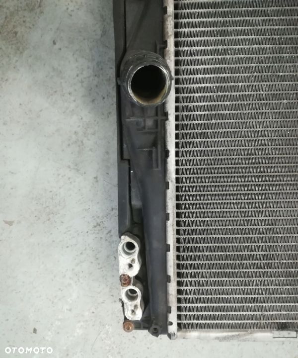 BMW E90 318I 2.0 BENZYNA CHŁODNICA WODY KLIMY - 5
