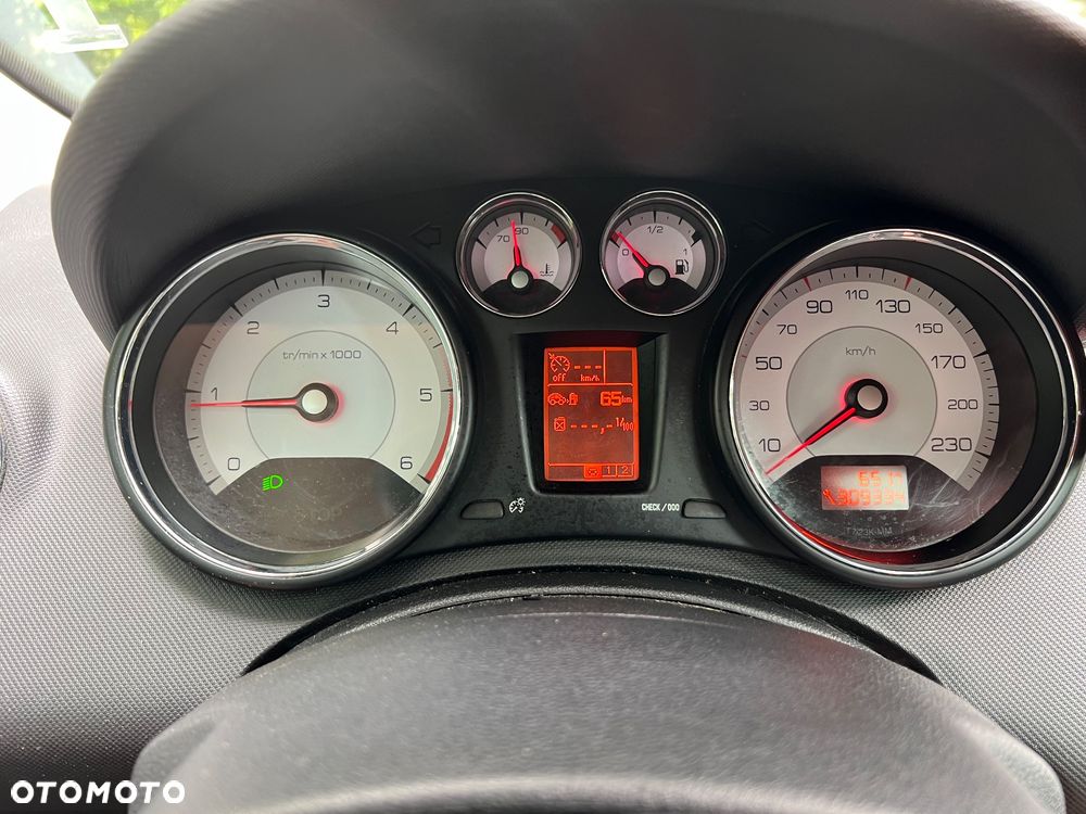 Peugeot 308 2.0 HDi Premium - 20