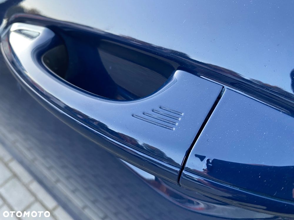 Ford Mondeo 2.0 Hybrid Trend - 26