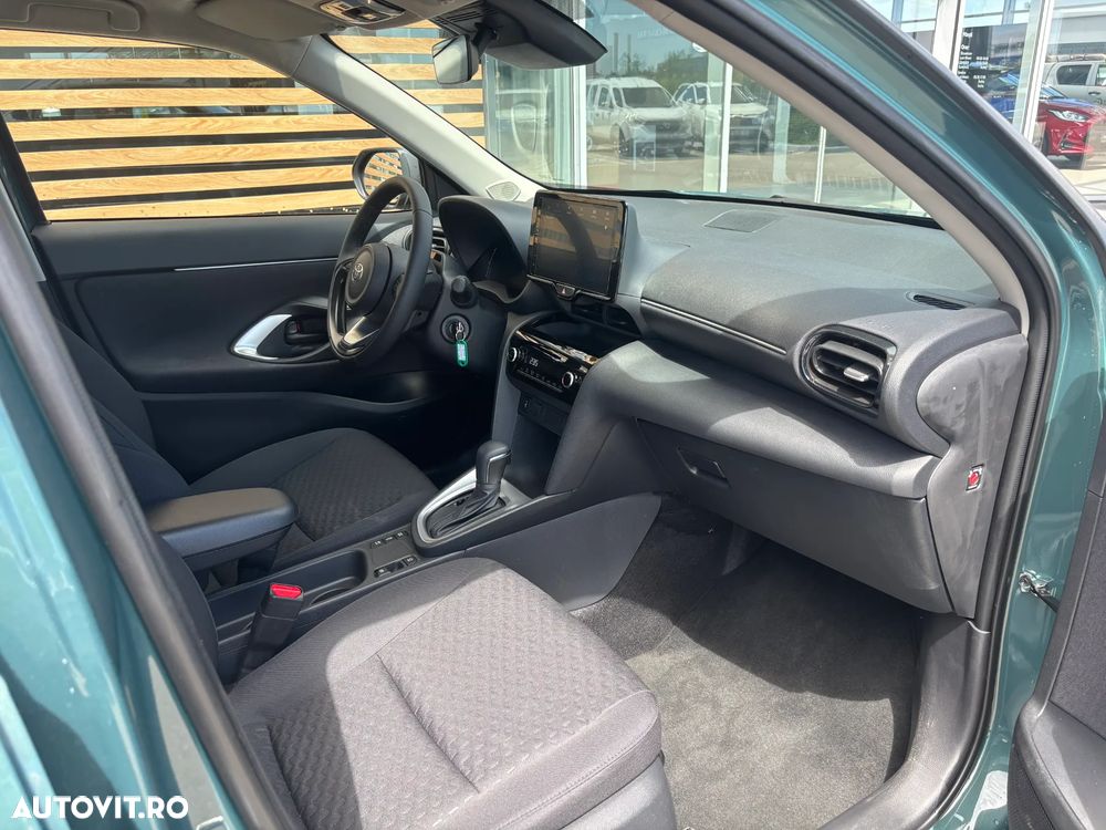 Toyota Yaris Cross 116 1.5 VVT-i Business Edition - 11