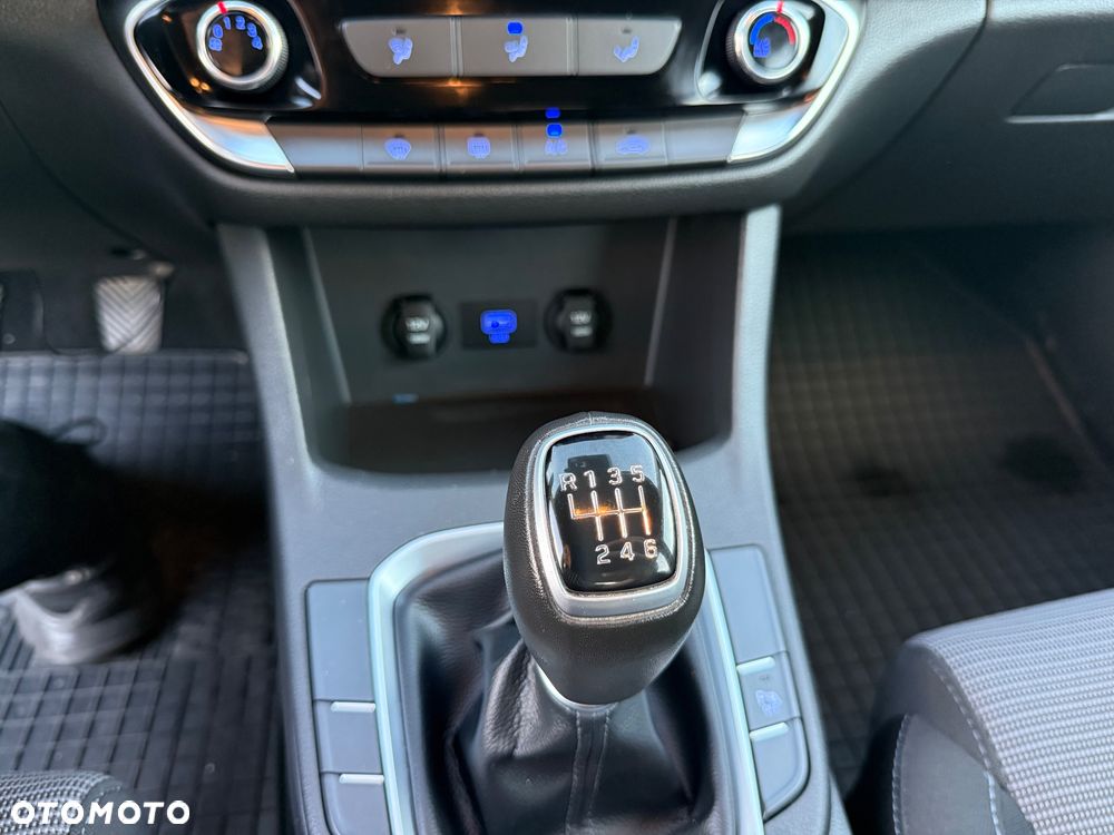 Hyundai i30 1.5 DPI Comfort - 12