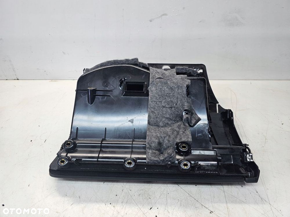SCHOWEK PASAŻERA AUDI Q5 8R 8R1857035H 6PS - 6