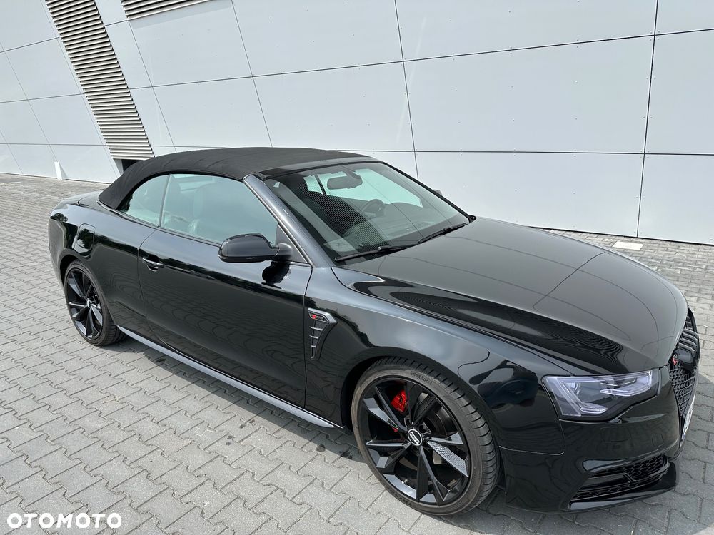 Audi A5 Cabrio 2.0 TDI DPF (clean diesel) - 1