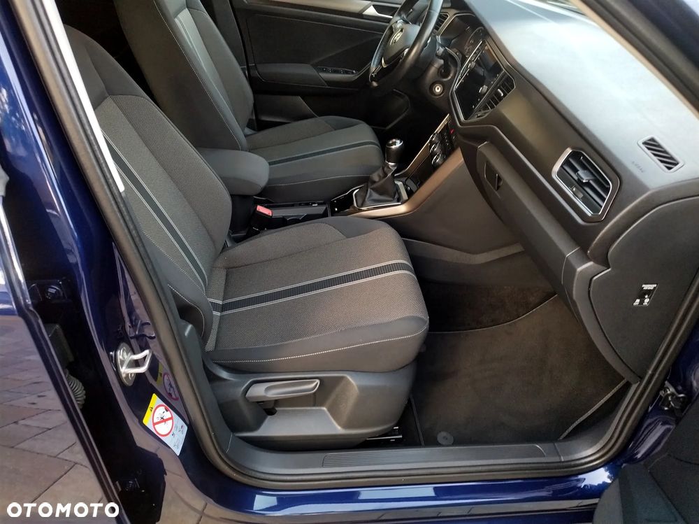 Volkswagen T-Roc - 22