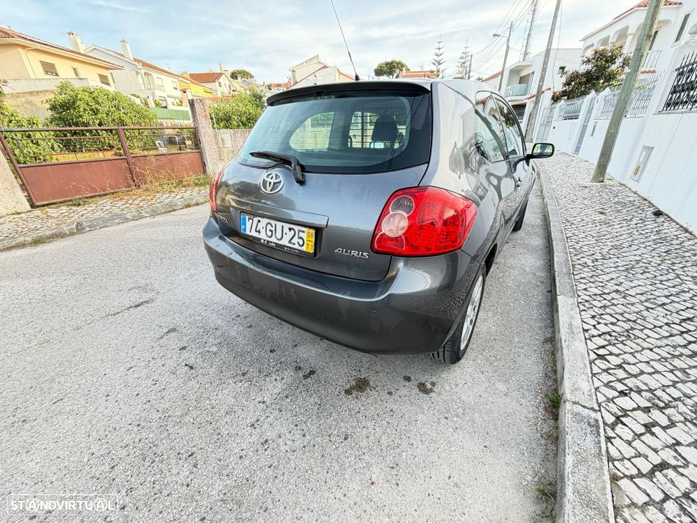 Toyota Auris 1.4 D-4D Sol - 3
