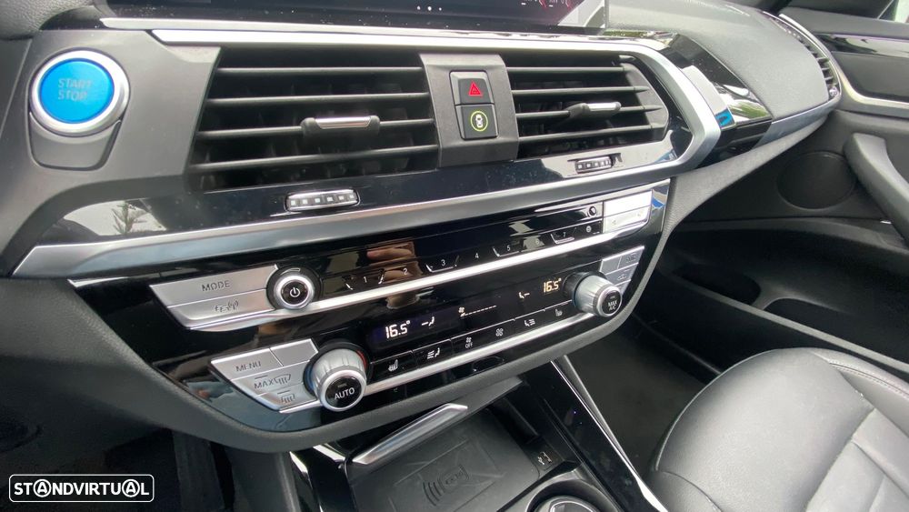 BMW iX3 Inspiring - 54