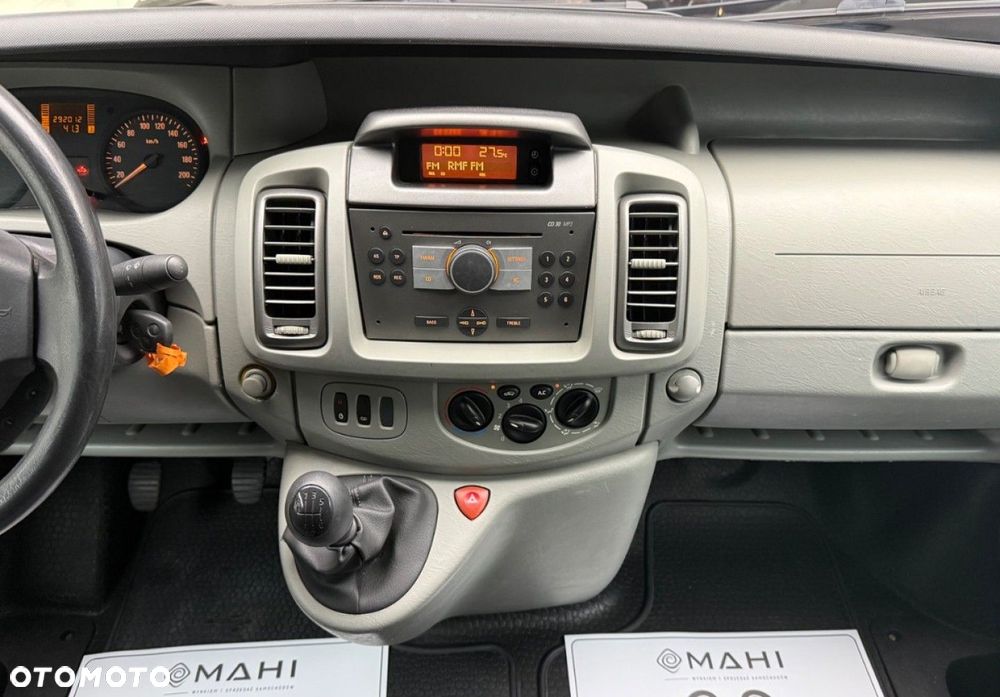 Opel Vivaro - 26