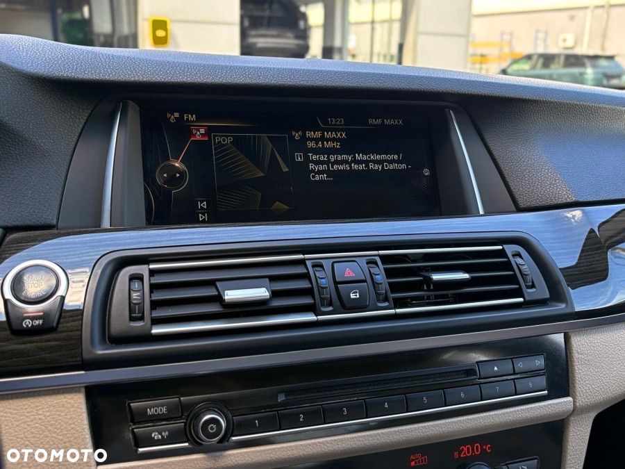 BMW Seria 5 525d xDrive Luxury Line - 25