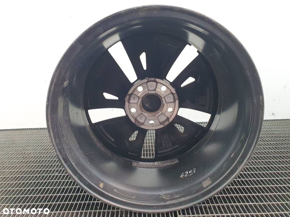 FELGA ALUMINIOWA 17 ET41 3P0601025D SKODA SUPERB IV 3P 2024 - 7
