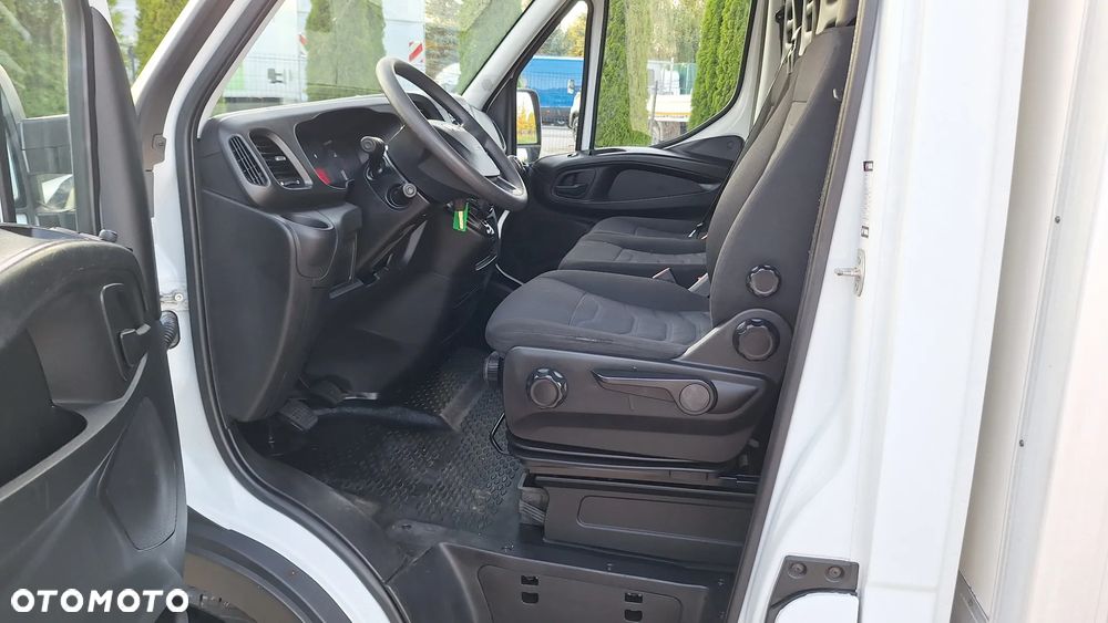 Iveco DAILY 35C15 3.0TDI 150KM KONTENER 8-PALET DRZWI BOCZNE - 10