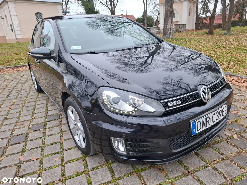 Volkswagen Golf 2.0 TDI 4Motion GT Sport - 3