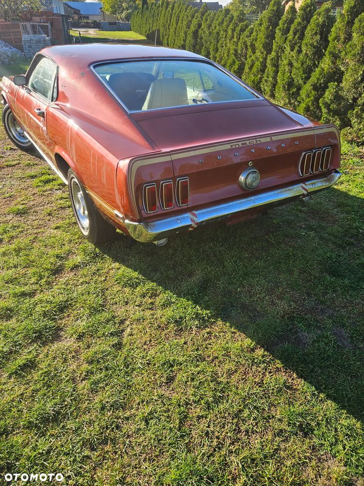 Ford Mustang - 5