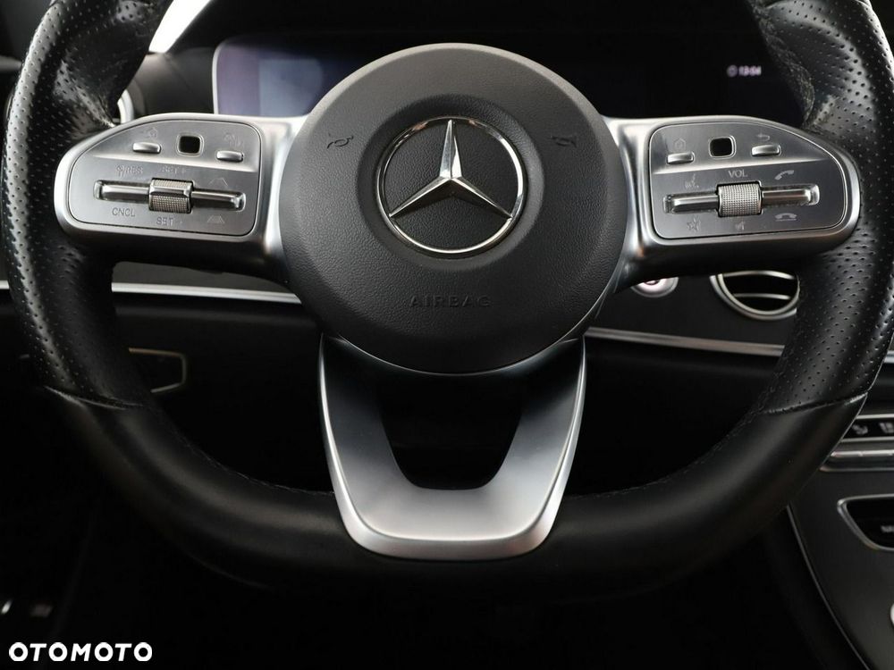 Mercedes-Benz Klasa E 300 de 9G-TRONIC AMG Line - 23