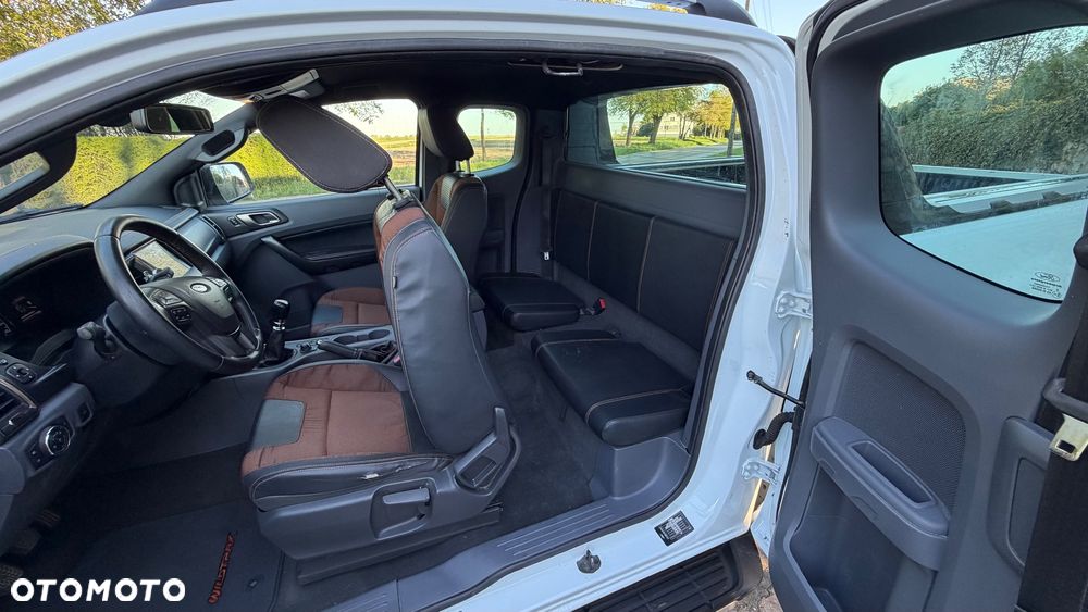 Ford Ranger Wildtrak - 36