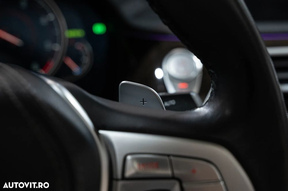 BMW Seria 7 730Ld - 23