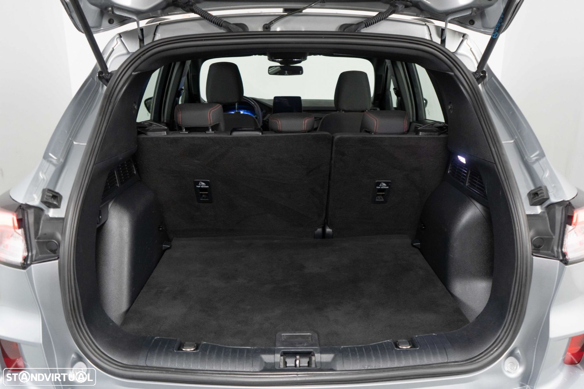 Ford Kuga - 11