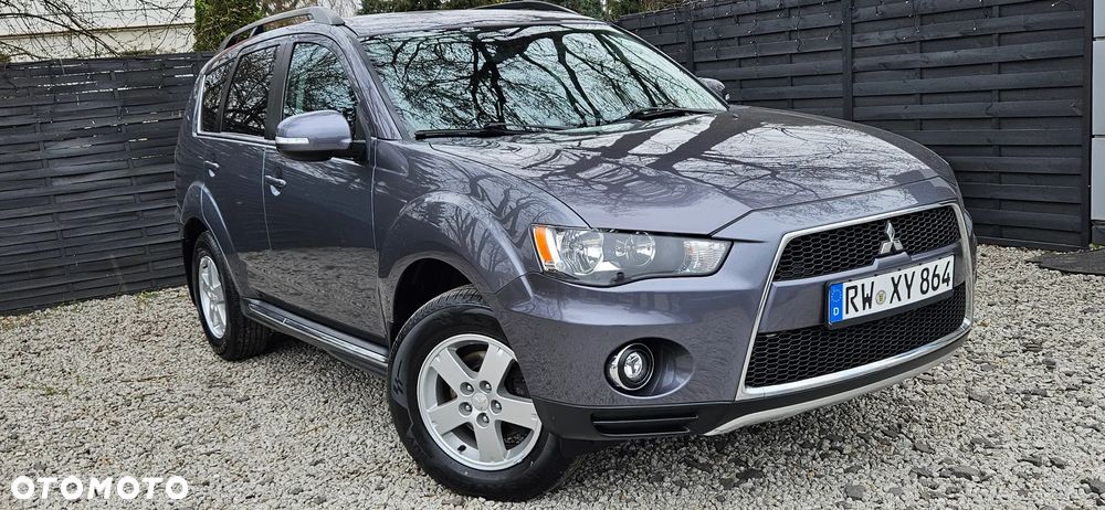 Mitsubishi Outlander 2.0 DI-D 4WD Intense - 24