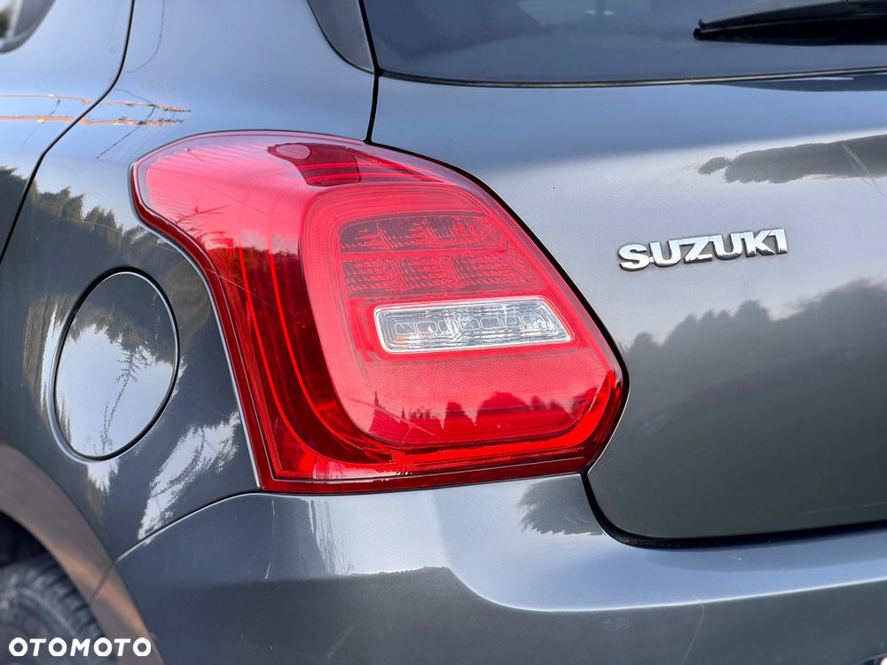Suzuki Swift 1.0 T Premium Plus - 28