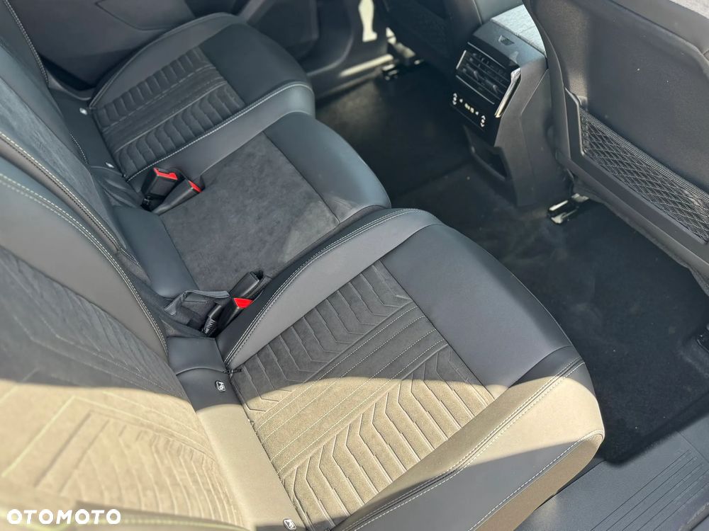 Peugeot 5008 1.6 PHEV GT S&S e-DCS7 - 14