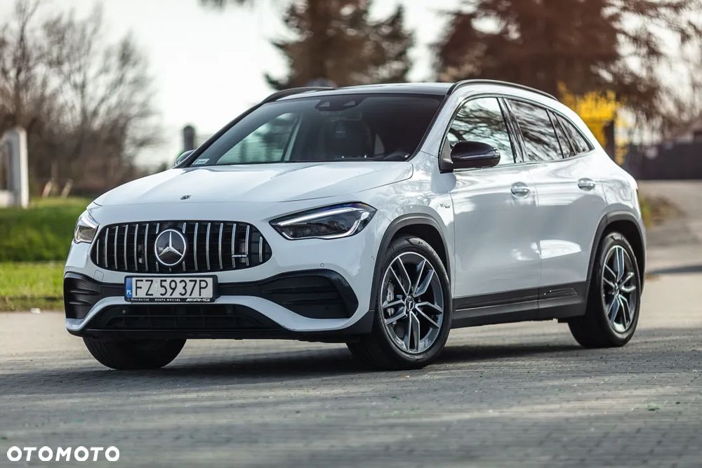 Mercedes-Benz GLA - 1
