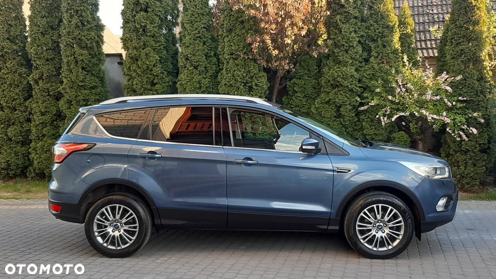 Ford Kuga 1.5 EcoBoost 2x4 Titanium - 11