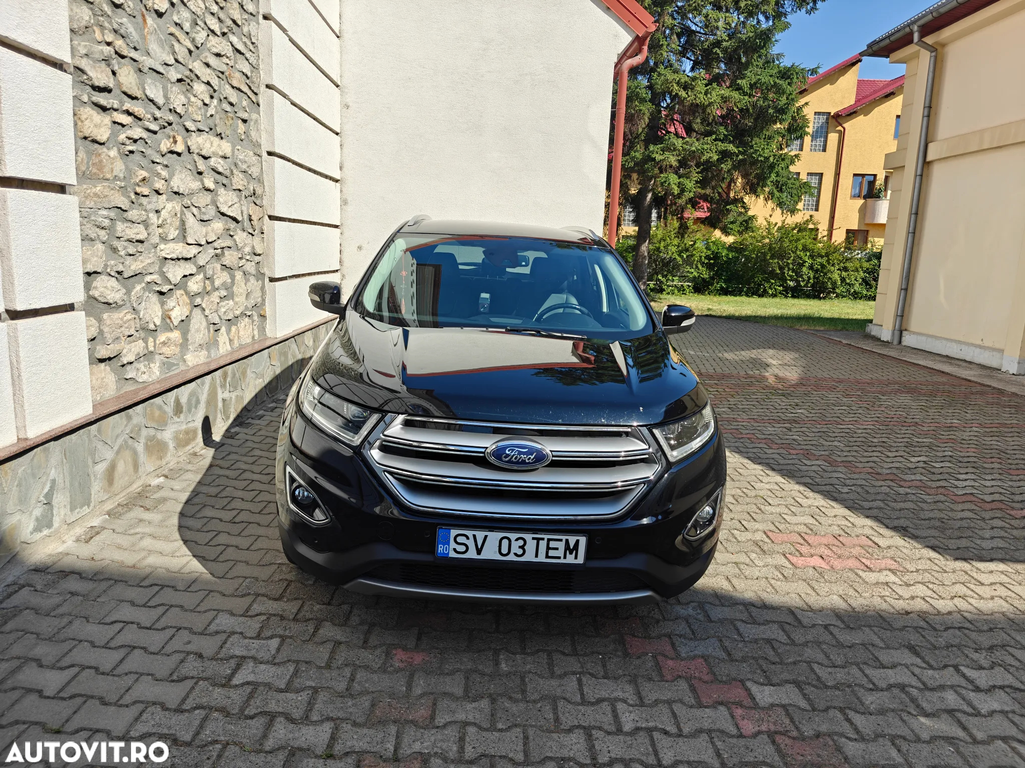 Ford Edge 2.0 TDCi Powershift Titanium - 3