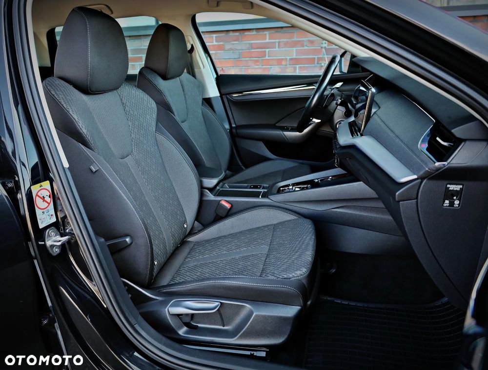 Skoda Octavia 2.0 TDI Style DSG - 23