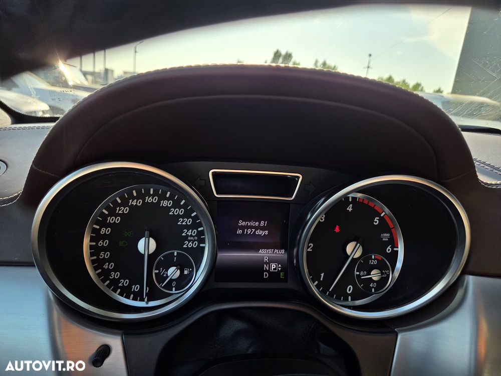 Mercedes-Benz ML 250 BlueTEC 4MATIC 7G-TRONIC - 33