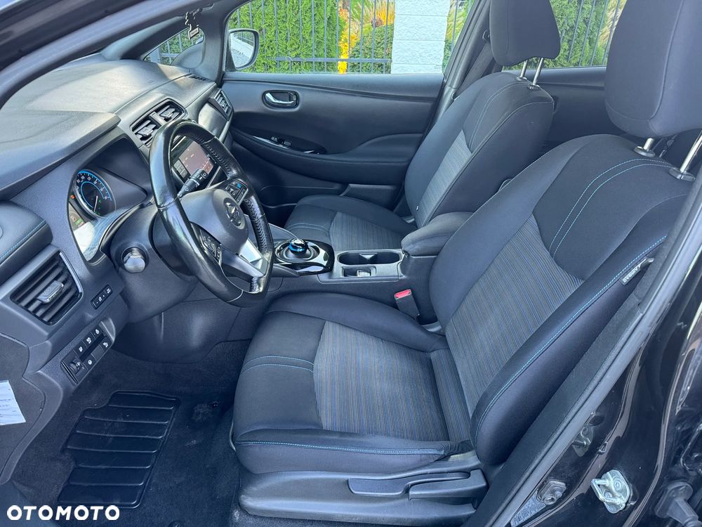 Nissan Leaf 40kWh Tekna - 11