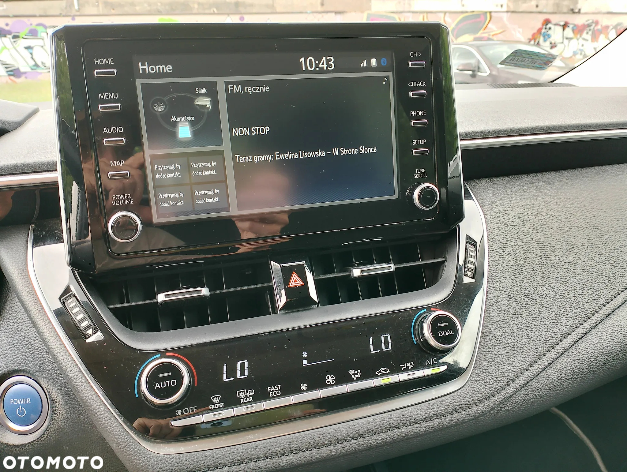 Toyota Corolla 1.8 Hybrid Comfort - 21