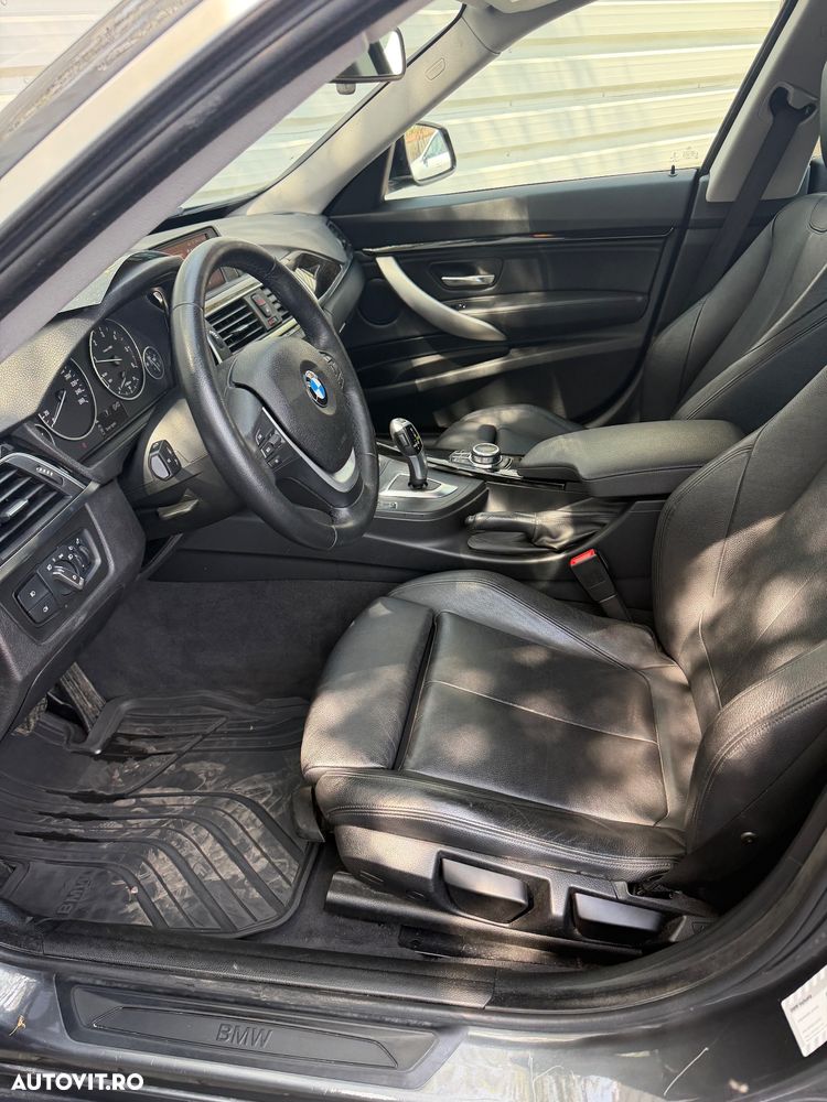 BMW Seria 3 320d Aut. - 13