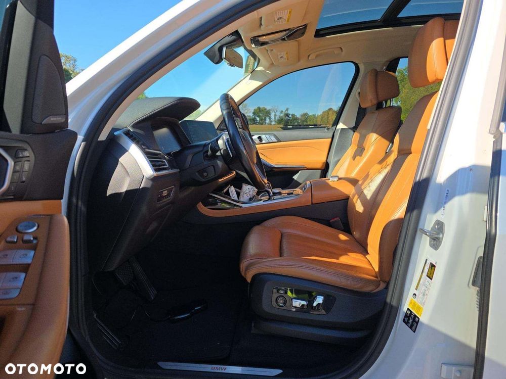 BMW X7 - 8