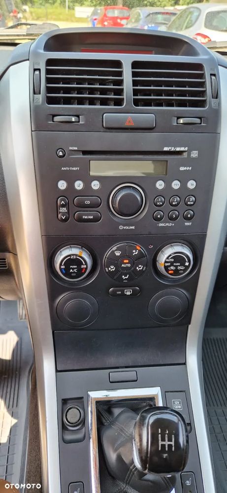 Suzuki Grand Vitara 1.6 Comfort - 13