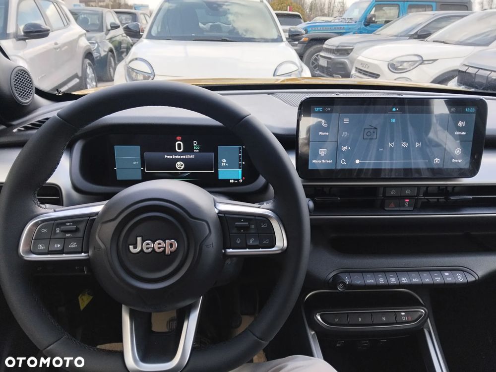 Jeep Avenger 54kWh Altitude - 9