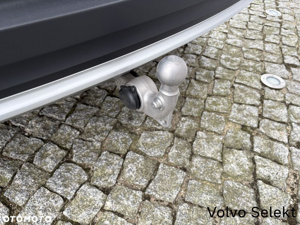 Volvo XC 40 2024