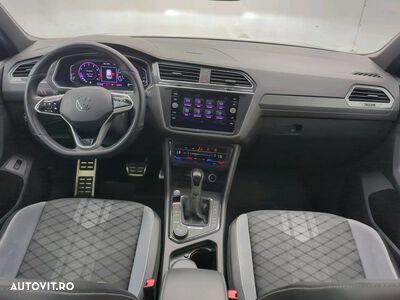 Volkswagen Tiguan - 9