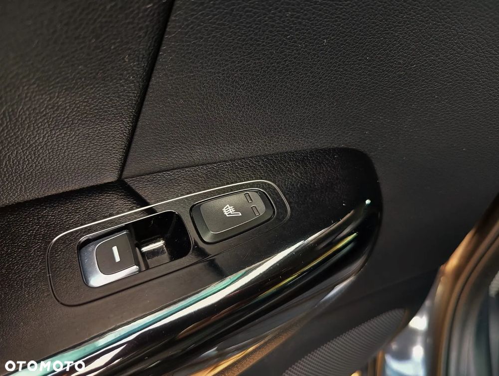 Kia Sportage 2.0 CRDI 2WD Spirit - 28