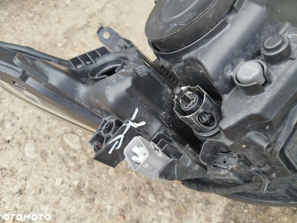 Toyota Auris II LED soczewka lampa lewa przód lewy - 8