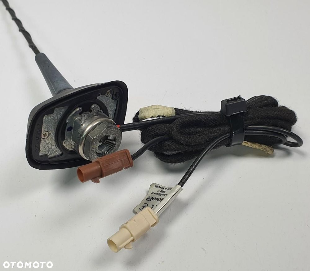 ANTENA DACHU DACHOWA BAT RENAULT TWINGO III 282171730R - 5