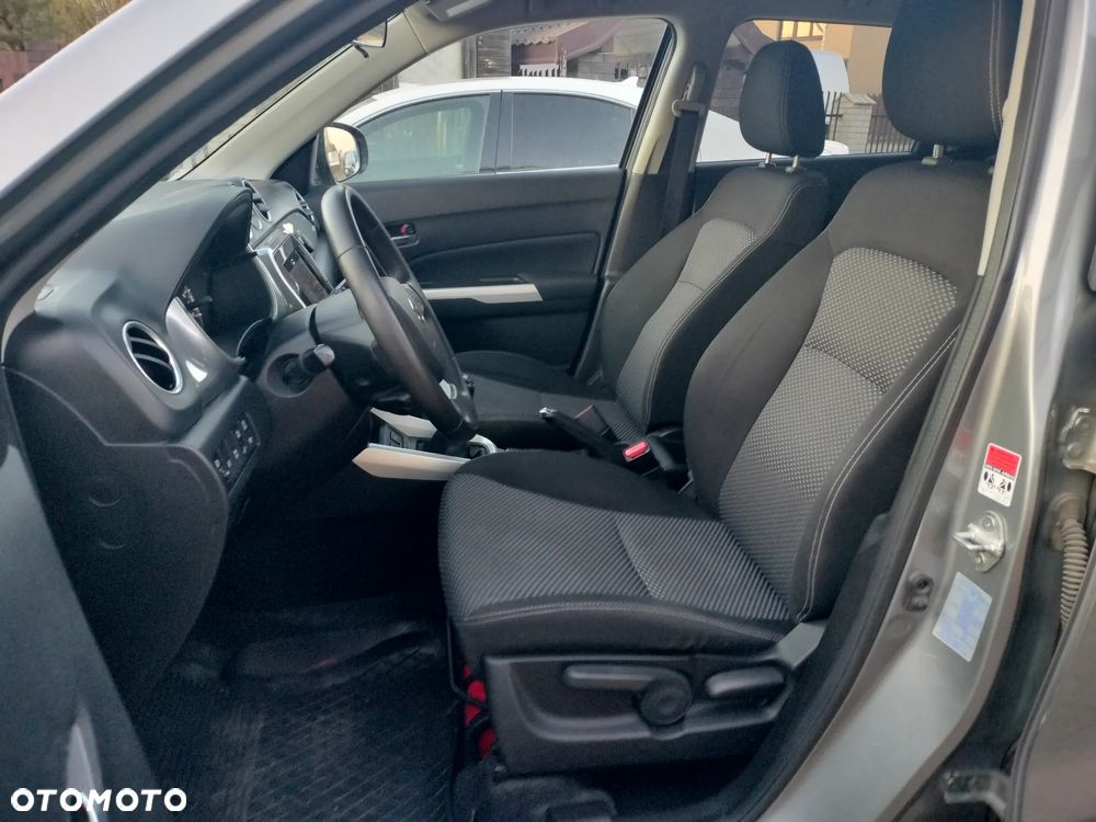 Suzuki Vitara 1.6 Comfort 4WD - 10