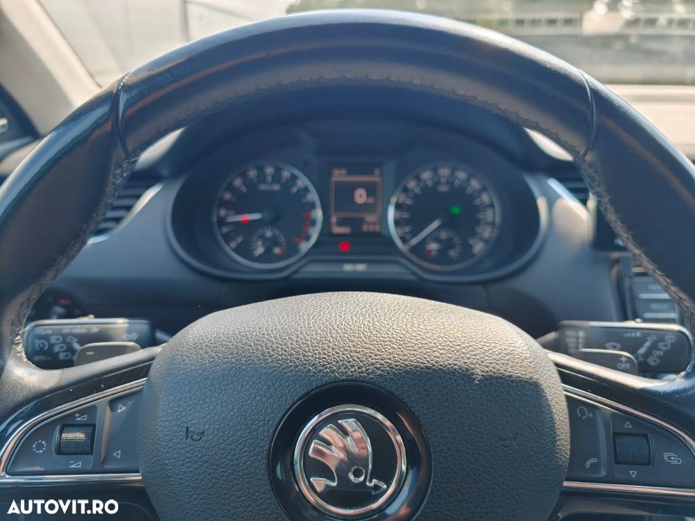 Skoda Octavia 2.0 TDI (Green tec) DSG Ambition - 20